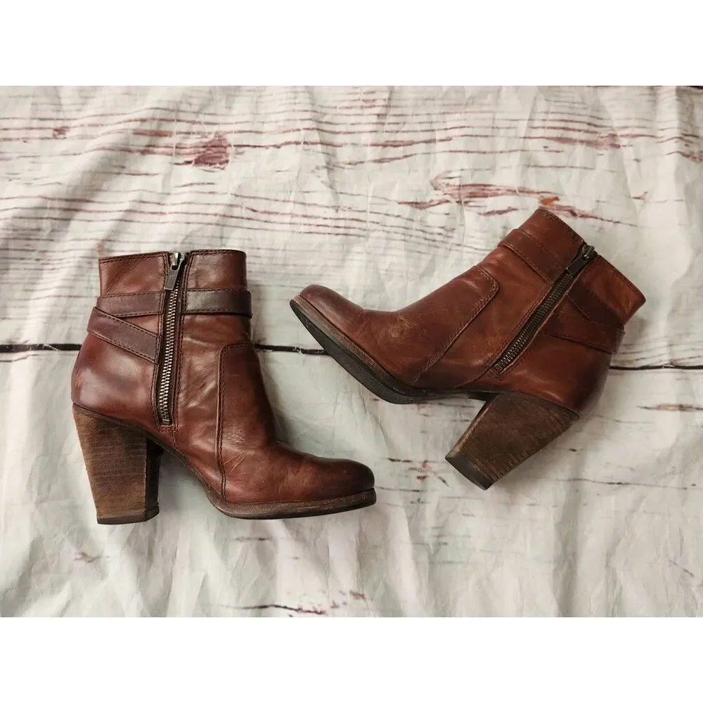 Frye Patty Riding Bootie Size 6.5 - Picture 2 of 10